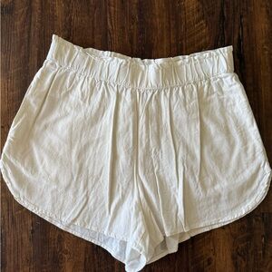 Universal Thread White Elastic-Waist Linen Shorts